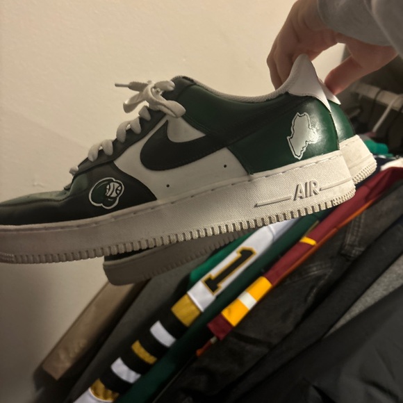Boston Celtics inspired custom Nike Air Force 1 - Picture 3 of 4